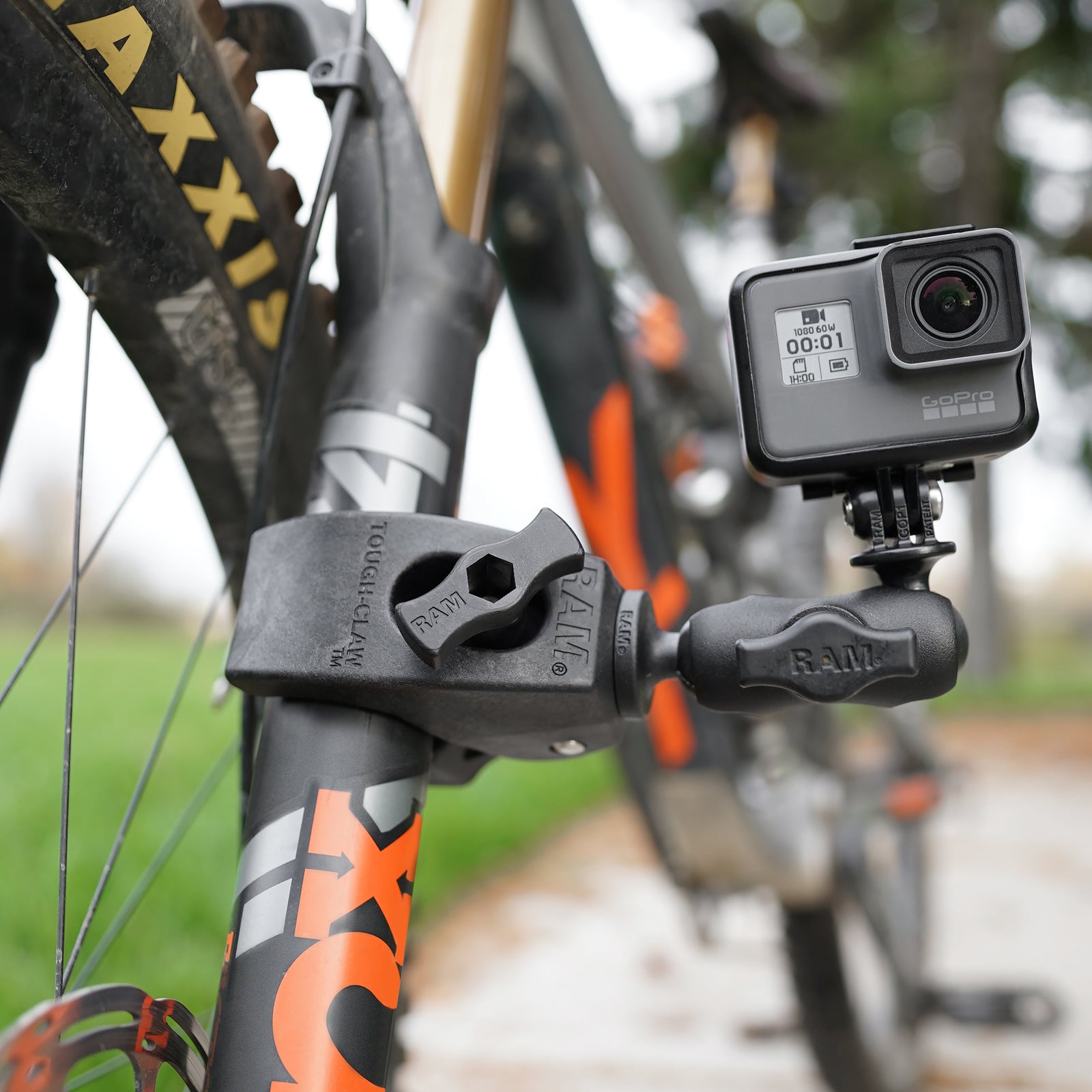 RAM Short Double Socket Clamp Arm B Size (RAM-B-201U-A)