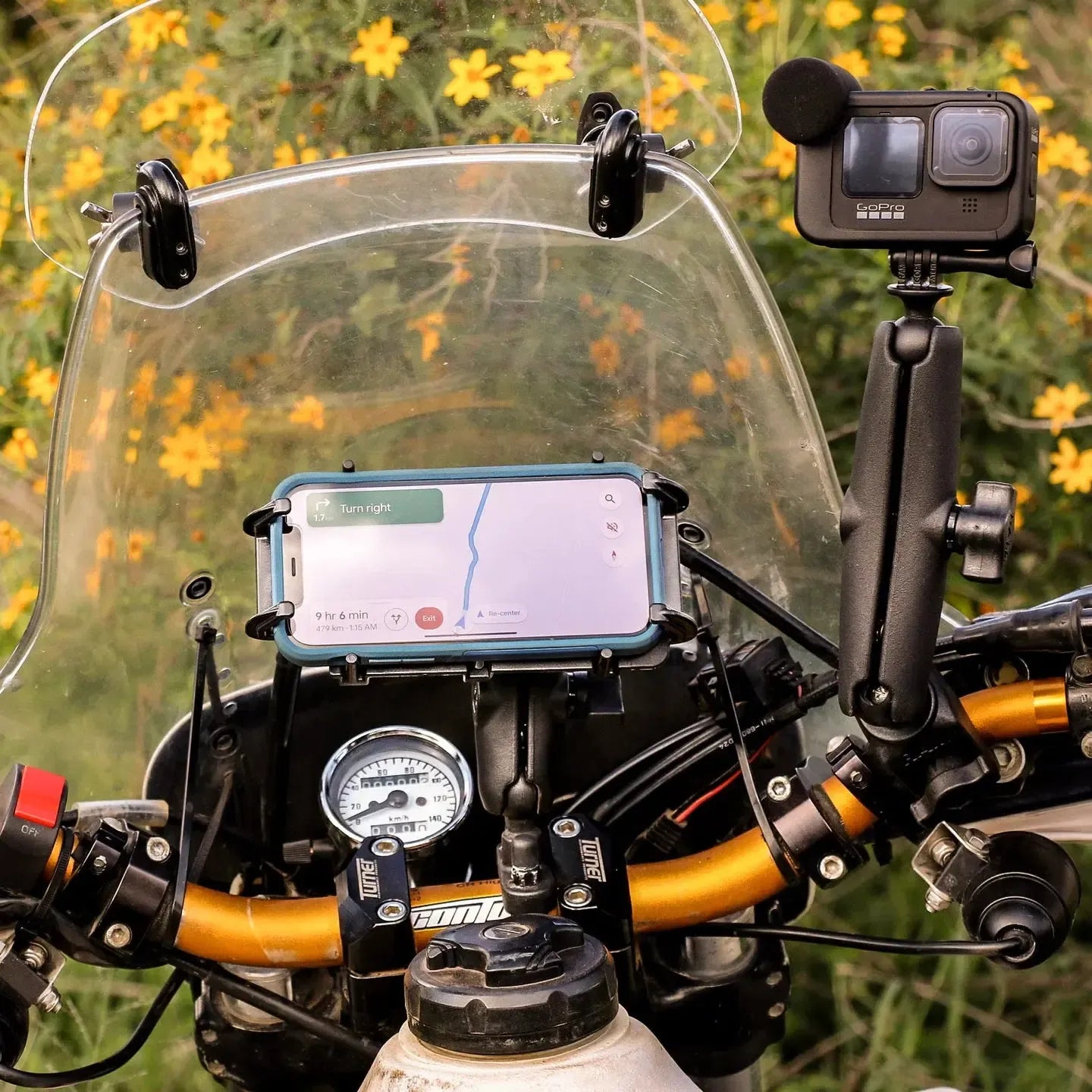 RAM Quick-Grip XL Phone Holder with Ball (RAM-HOL-PD4-238AU)
