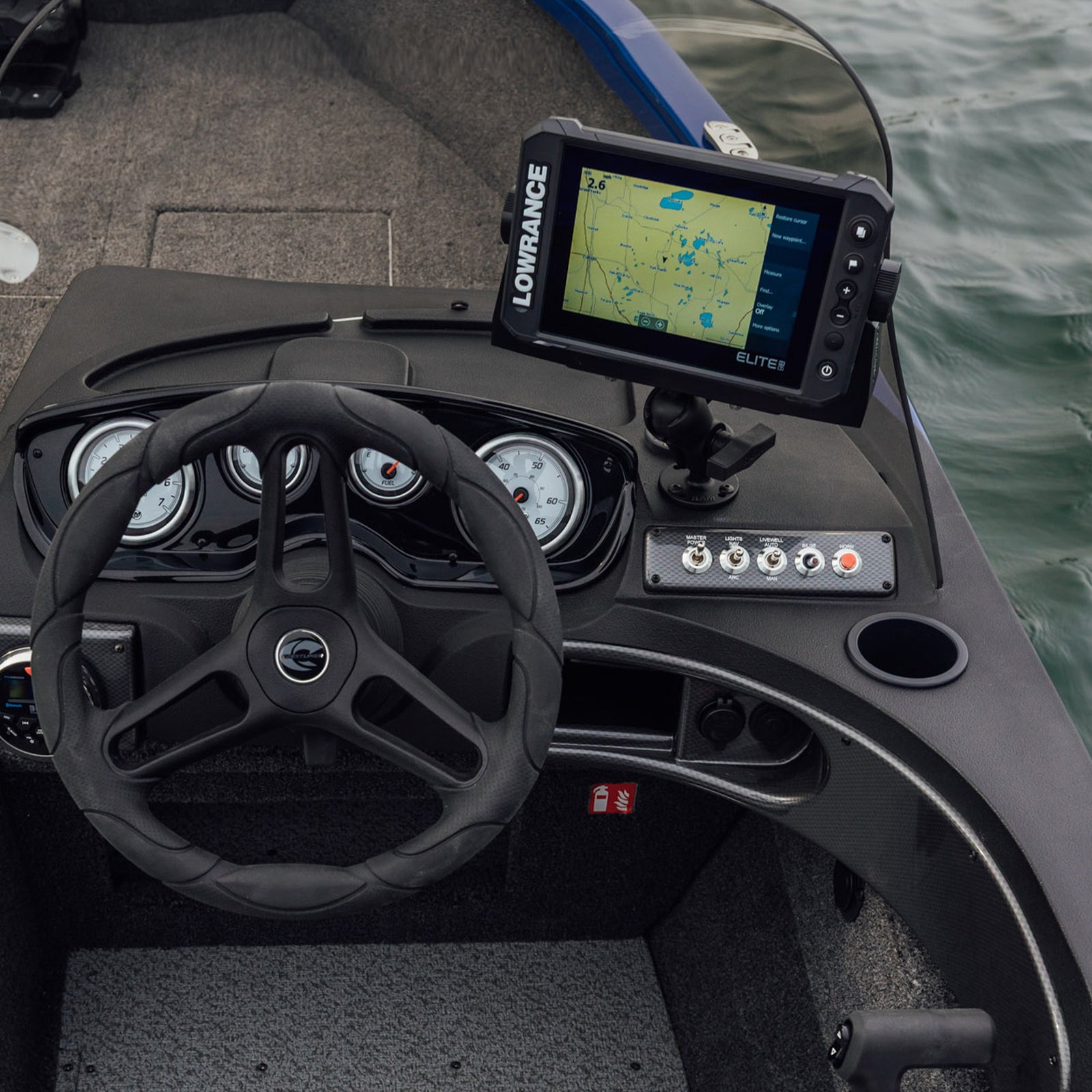 RAM 1.5" Marine Mount w 6.25" X 2" Base & Short Arm (RAM-111U-B)