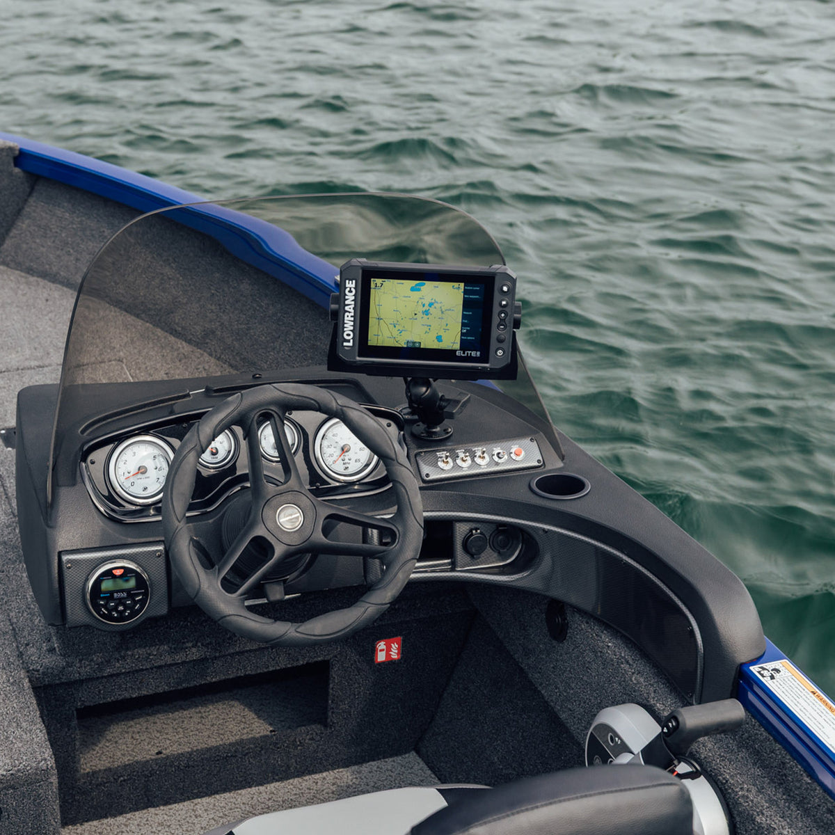 RAM 1.5" Marine Mount w 6.25" X 2" Rectangle Base (RAM-111U)