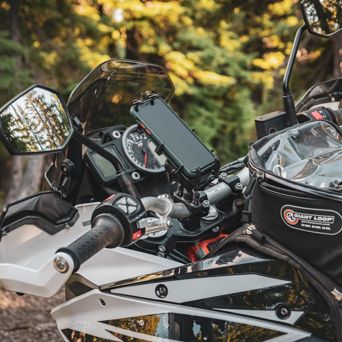 RAM Quick-Grip™ XL Phone Mount w Handlebar U-Bolt (RAM-B-149Z-A-PD4)
