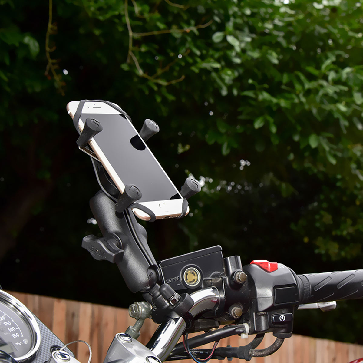 RAM Handlebar Mount w U-Bolt & X-Grip (RAM-B-149Z-UN7U)