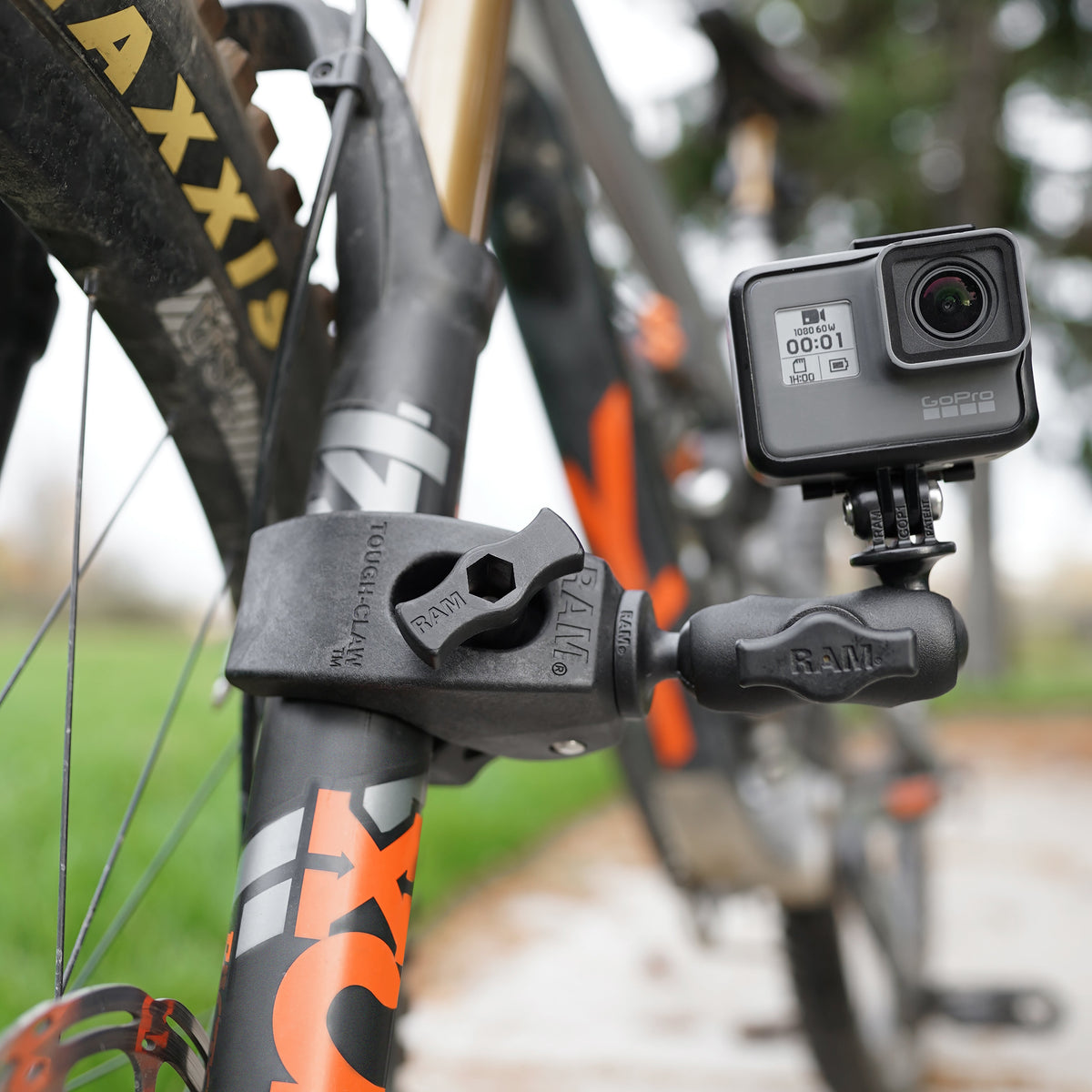 RAM Short Double Socket Clamp Arm B Size (RAM-B-201U-A)