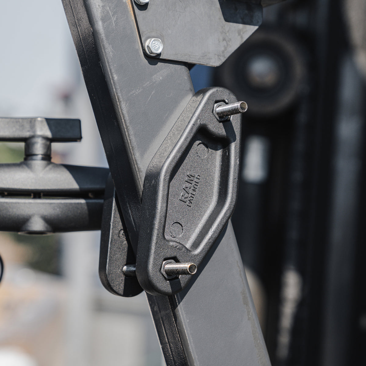 RAM D Size Aluminium Square Rail Clamp 4" (RAM-D-247U-4)