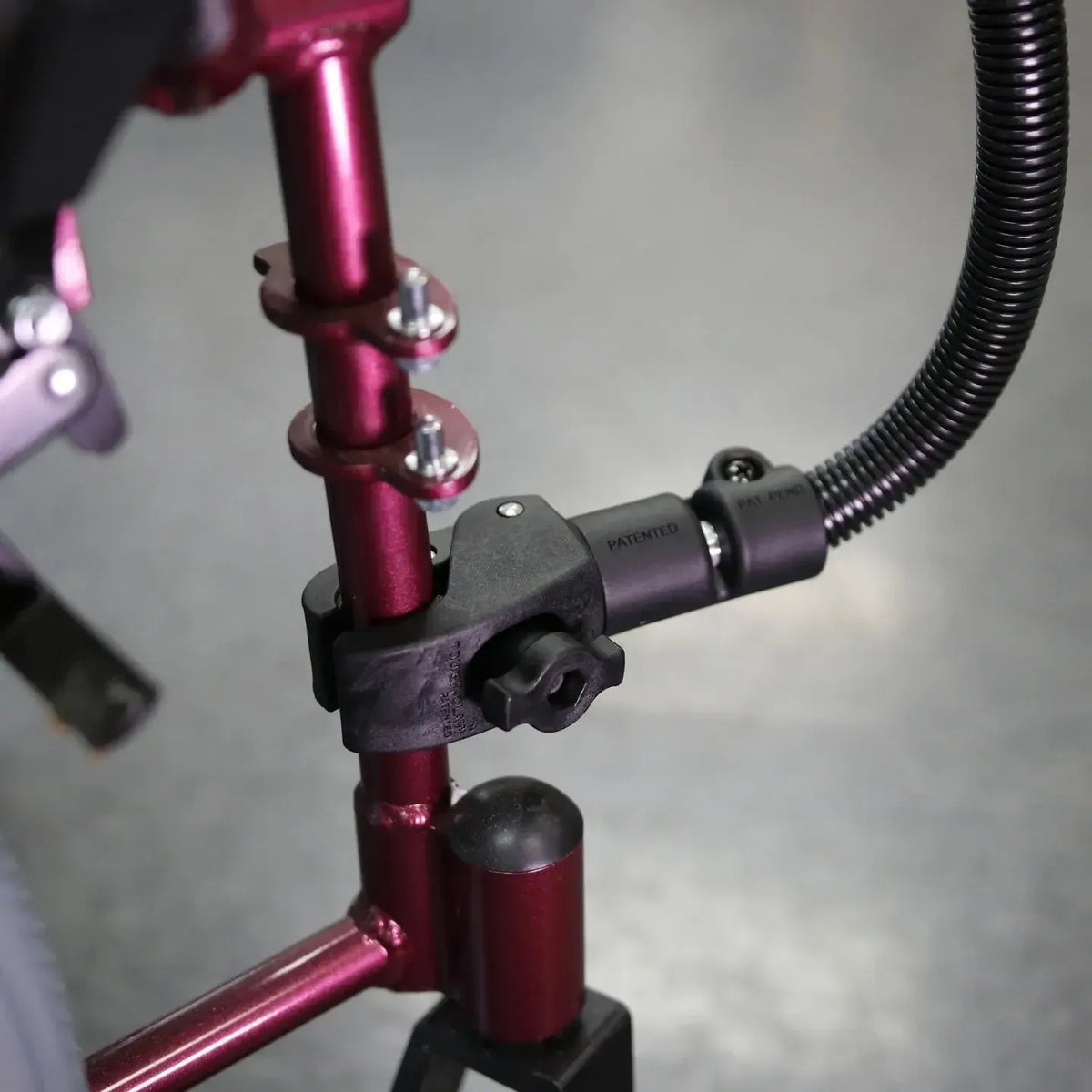 RAM Tough-Claw with 26" Flex-Rod Extension Arm for Wheelchairs (RAP-400-18-B-201)
