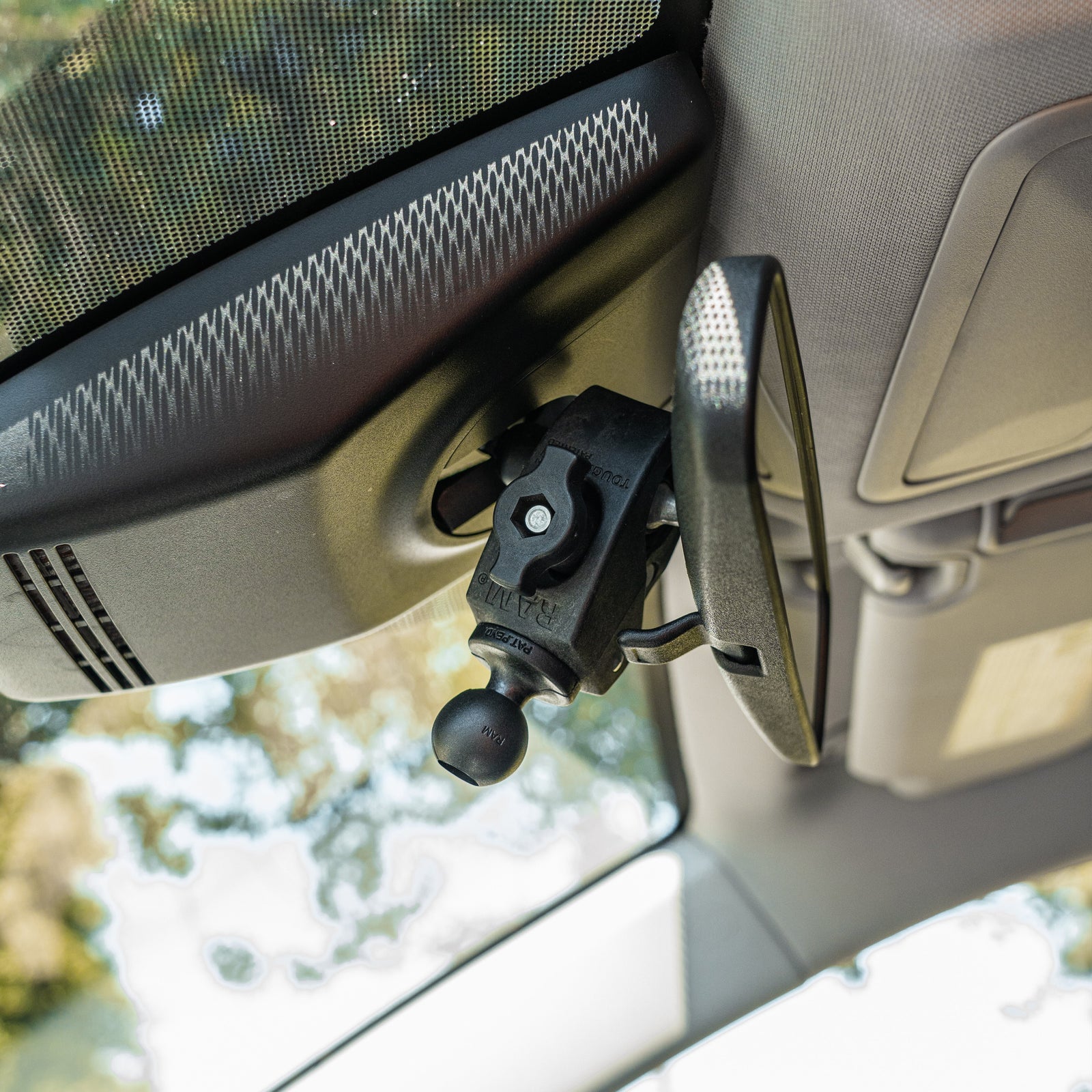 RAM Small Tough-Claw™ Clamp w 1" Ball (RAP-B-400U)