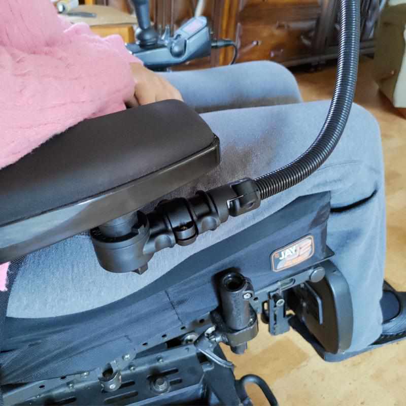 RAM UN9 Tablet Mount for Wheelchair Armrests w Swivel (RAP-AAPR-WCT-114P-18-UN9U) - Modest Mounts