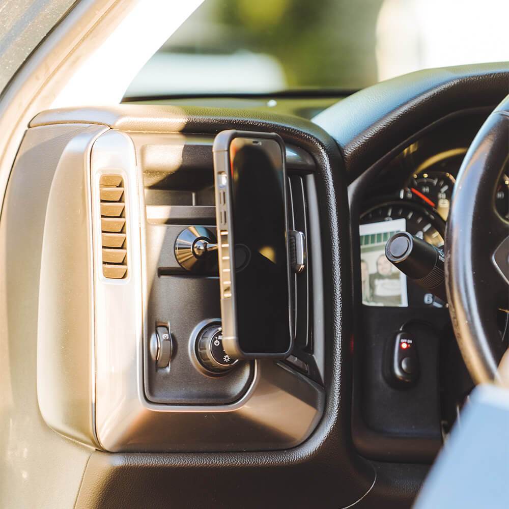 ROKFORM Crystal Case - iPhone 13 (308220P) - Modest Mounts